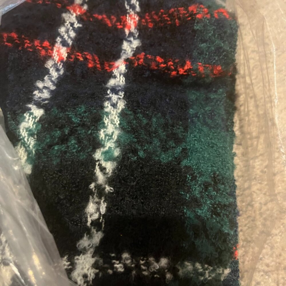 NWT OLD NAVY SCARF/SHAW ONE SIZE